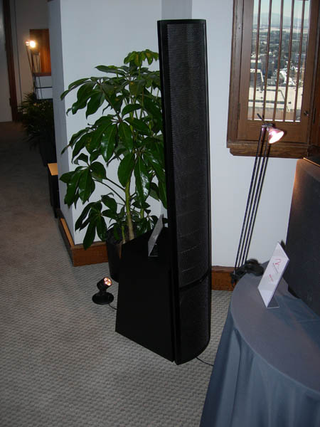 MARTINLOGAN3